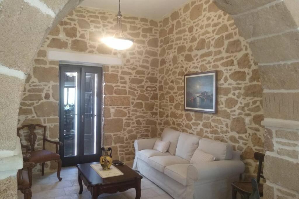 Traditional Stone House Сития Экстерьер фото